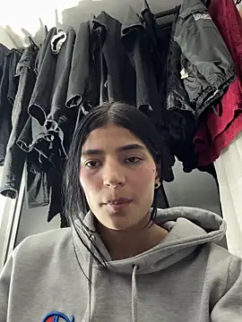 Snapshot of Ema_Rose_ chatting on 01.08.26 Ema Rose online show from 01.08.26