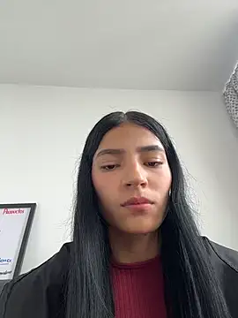 Snapshot of Ema_Rose_ chatting on 06.19.26 Ema Rose online show from 06.19.26