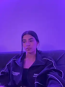 Snapshot of Ema_Rose_ chatting on 06.24.26 Ema Rose online show from 06.24.26