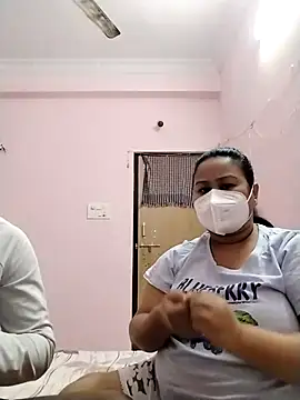 Snapshot of DesiSeductress chatting on 01.09.26 DesiSeductress online show from 01.09.26