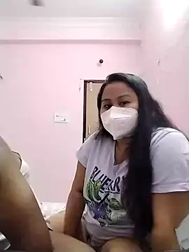 Snapshot of DesiSeductress chatting on 01.10.26 DesiSeductress online show from 01.10.26