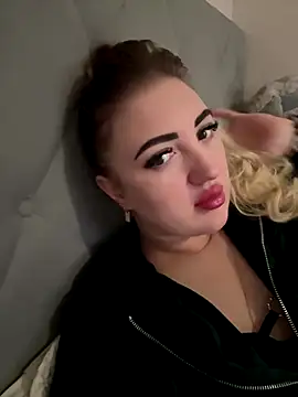 Snapshot of merabel1995 chatting on 01.08.26 merabel1995 online show from 01.08.26