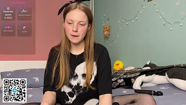 steffi meoww online show from 03.26.26