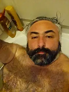 Snapshot of MacGuyver20 chatting on 01.13.26 MacGuyver20 online show from 01.13.26