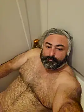 Snapshot of MacGuyver20 chatting on 01.18.26 MacGuyver20 online show from 01.18.26