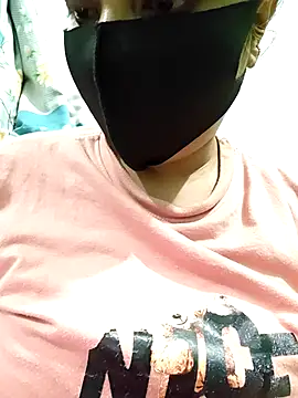 Snapshot of suman_bhabhi001 chatting on 03.29.26 suman bhabhi001 online show from 03.29.26
