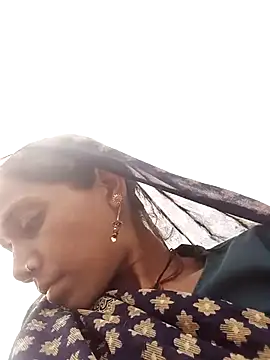 Karishma singh online show from 04.08.26