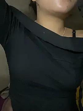 Snapshot of lili-roze chatting on 02.06.26 lili-roze online show from 02.06.26