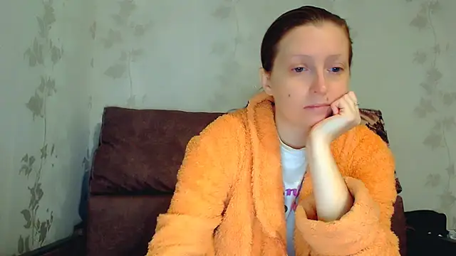 Snapshot of CrystallAngel chatting on 01.10.26 CrystallAngel online show from 01.10.26