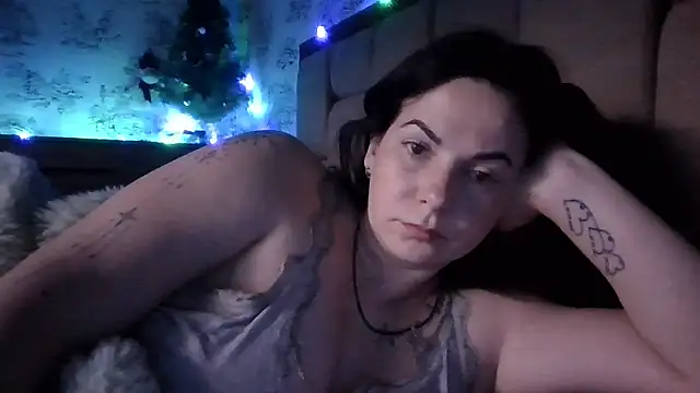 Snapshot of SKYNate chatting on 01.10.26 SKYNate online show from 01.10.26