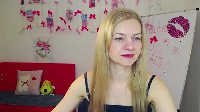 Snapshot of MelissaTyler chatting on 05.06.26 MelissaTyler online show from 05.06.26