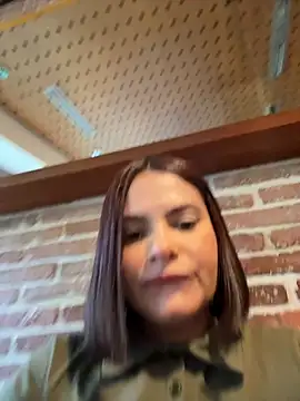 Snapshot of Irina_Velvett chatting on 05.09.26 Irina Velvett online show from 05.09.26