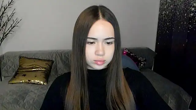 Snapshot of heiley_love chatting on 01.11.26 heiley love online show from 01.11.26