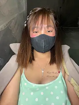 Snapshot of Wendy-2 chatting on 01.14.26 Wendy-2 online show from 01.14.26