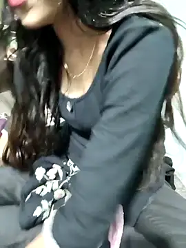 Yours-Zeenat online show from 03.01.26