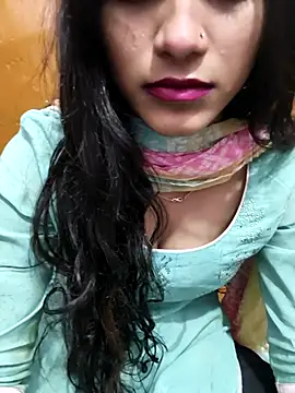 Yours-Zeenat online show from 03.02.26