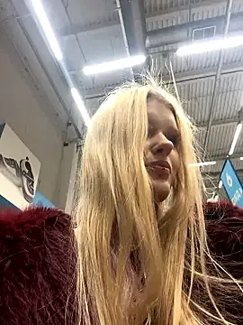 Snapshot of ann_ewu chatting on 01.09.26 ann ewu online show from 01.09.26