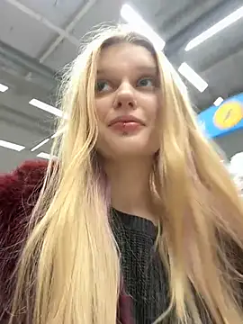 Snapshot of ann_ewu chatting on 01.13.26 ann ewu online show from 01.13.26