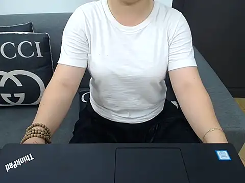 Snapshot of Coffee_Milktea chatting on 05.16.26 Coffee Milktea online show from 05.16.26