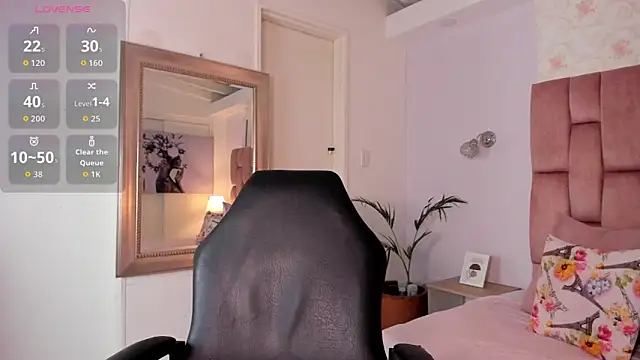 cloemorween online show from 01.07.26