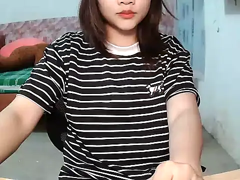 Snapshot of hana_ssexy chatting on 06.24.26 hana ssexy online show from 06.24.26