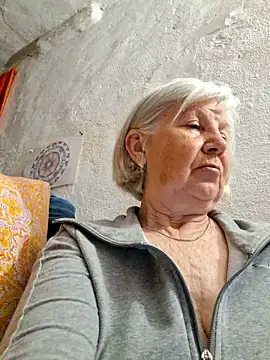 KlaudiaDarling online show from 05.16.26
