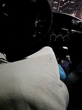 HoofedCylinder online show from 02.06.26