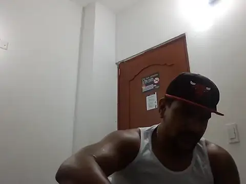 Snapshot of bigdick211292 chatting on 01.08.26 bigdick211292 online show from 01.08.26