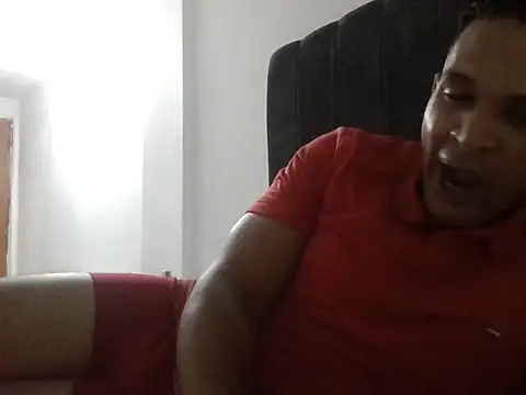 Snapshot of bigdick211292 chatting on 03.18.26 bigdick211292 online show from 03.18.26