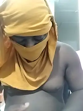 Snapshot of Bra-G chatting on 02.25.26 Bra-G online show from 02.25.26