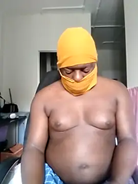 Snapshot of Bra-G chatting on 02.26.26 Bra-G online show from 02.26.26