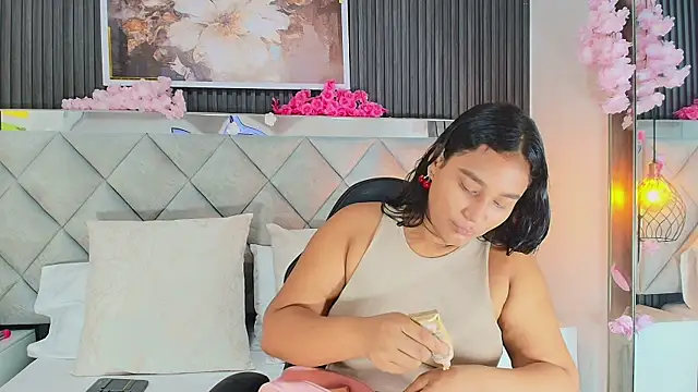 Snapshot of Sara_Channel01 chatting on 03.29.26 Sara Channel01 online show from 03.29.26