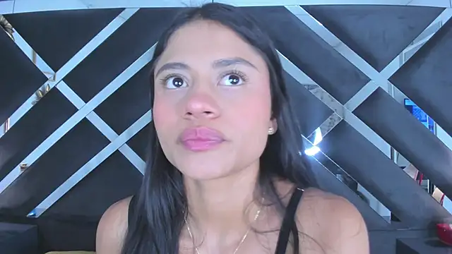 Snapshot of melody__sweet_ chatting on 02.13.26 melody sweet online show from 02.13.26