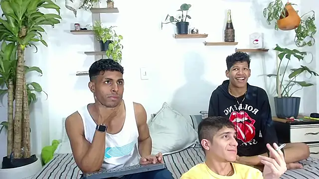 Interracial Snow Bunny online show from 02.09.26