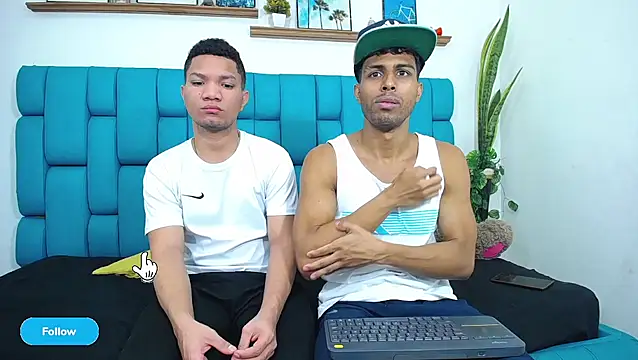 Interracial Snow Bunny online show from 04.14.26