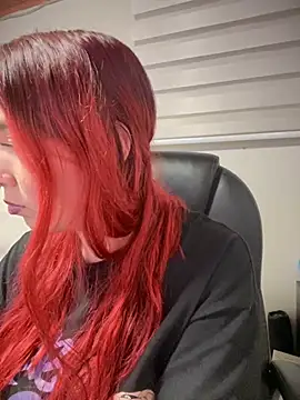 Snapshot of Catherine_pinkk chatting on 01.13.26 Catherine pinkk online show from 01.13.26