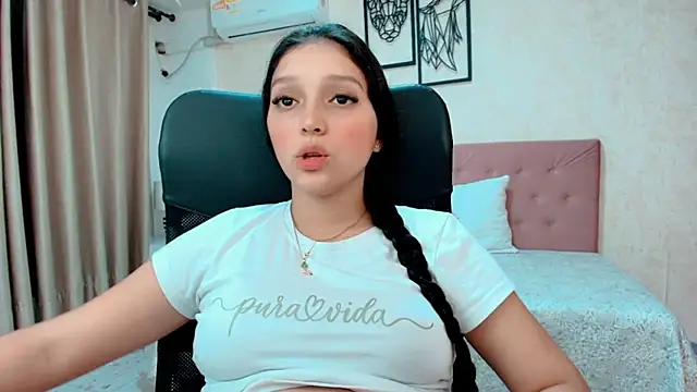 littlemolly walcott online show from 04.05.26