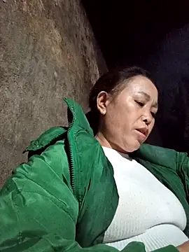 dakota-kis online show from 02.10.26