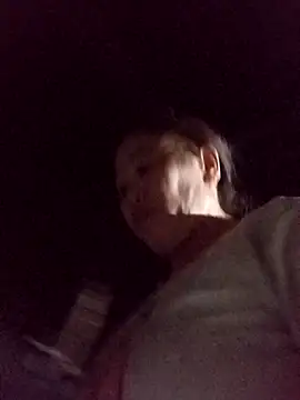 dakota-kis online show from 04.10.26