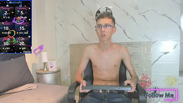 asher lux online show from 04.01.26