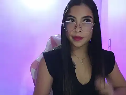 Snapshot of Daphne_Grayy chatting on 02.15.26 Daphne Grayy online show from 02.15.26