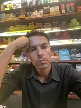 Snapshot of Naldopaugrand chatting on 02.02.26 Naldopaugrand online show from 02.02.26