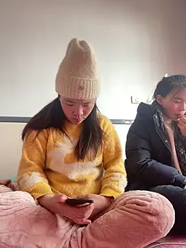 Snapshot of Faded_pink chatting on 01.06.26 Faded pink online show from 01.06.26