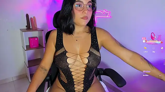 Snapshot of nina_desire_ chatting on 07.02.26 nina desire online show from 07.02.26