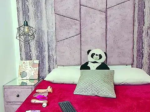 AlahiaEvansz online show from 02.10.26