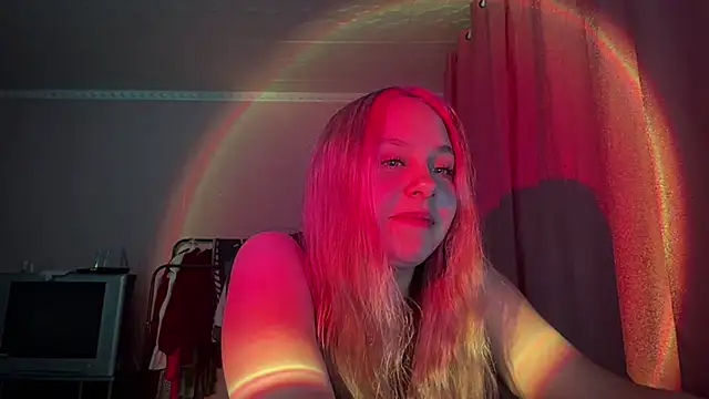 ZoraDearmon online show from 01.08.26