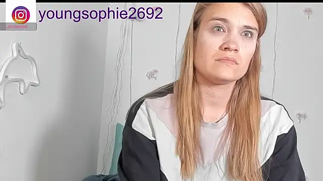 YoungSophie online show from 05.15.26