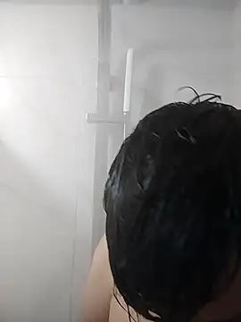 Snapshot of latinomoreno95 chatting on 01.14.26 latinomoreno95 online show from 01.14.26