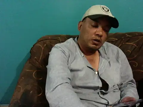 Snapshot of latinomoreno95 chatting on 05.27.26 latinomoreno95 online show from 05.27.26