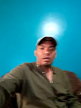 Snapshot of latinomoreno95 chatting on 06.15.26 latinomoreno95 online show from 06.15.26